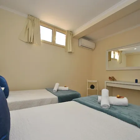 Villa In Algarve Near Golden Beaches Villa *