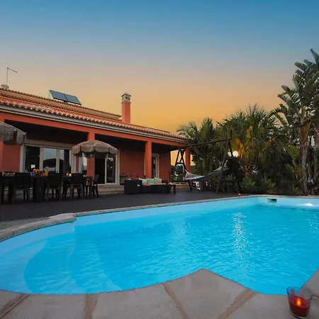Villa In Algarve Near Golden Beaches * Albufeira