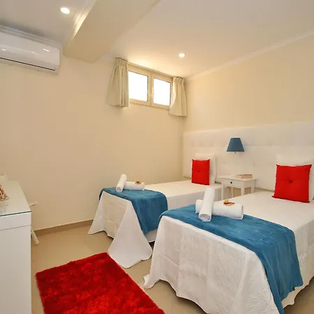 Villa In Algarve Near Golden Beaches Villa